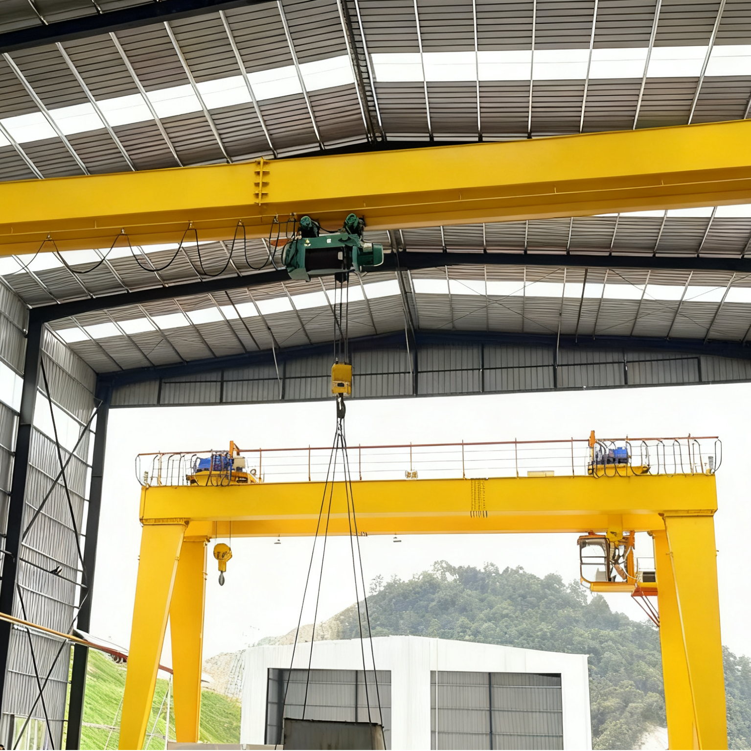 Customized Capacity Light Duty LDA Single Girder Bridge Crane Motor & Engine 500kg-8ton LIKINGS Brand Overhead Crane Price